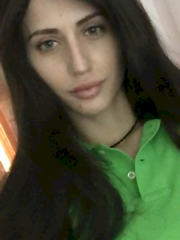 יונית המפנקת