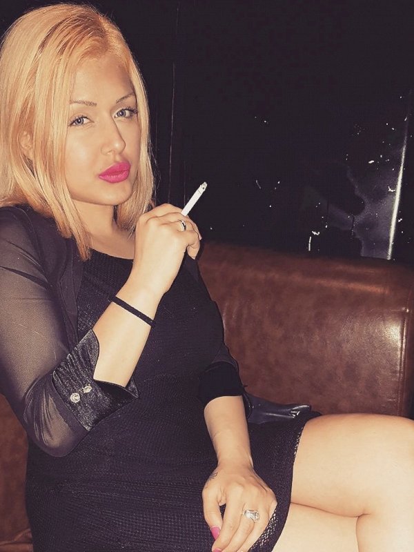 יונית היפה פחד