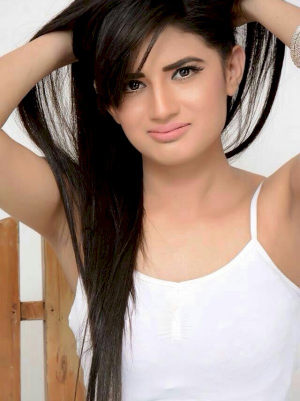 יונית היפה יונית היפה