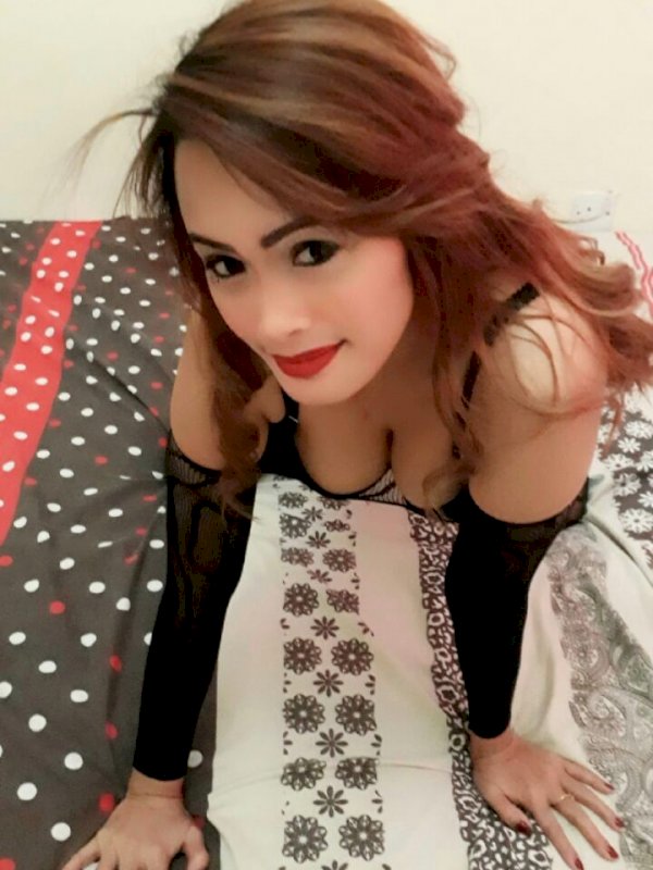 אדווה הלוהטת אש