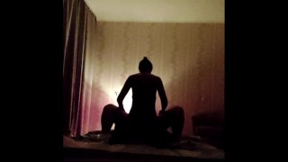 מעסה זיונים שמנמן גיא עם סטרפון